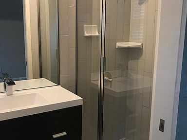 Building Photo - 3805 southridge dr