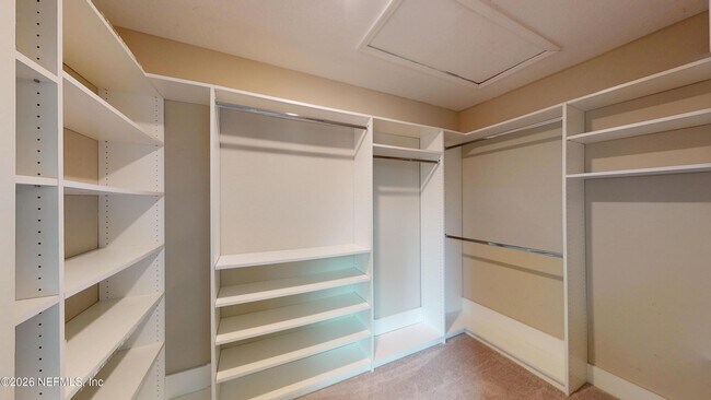 Building Photo - 1209 Beach Dune Dr