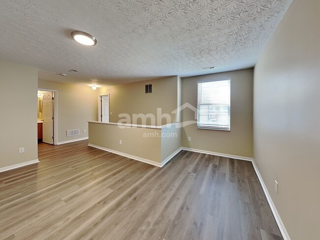 Building Photo - 2550 Allegro Ln