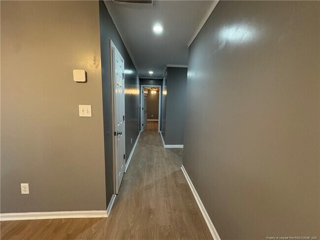 Building Photo - 1227 Chimney Swift Dr