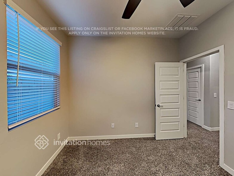 Building Photo - 19880 W Monterosa St