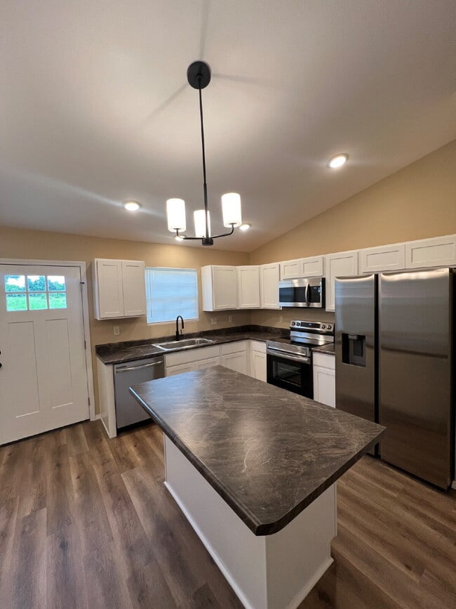 Building Photo - Brand New 4BR / with amazing efficiency an...