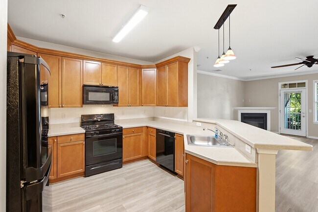 Building Photo - 313 Mill Pond Wy