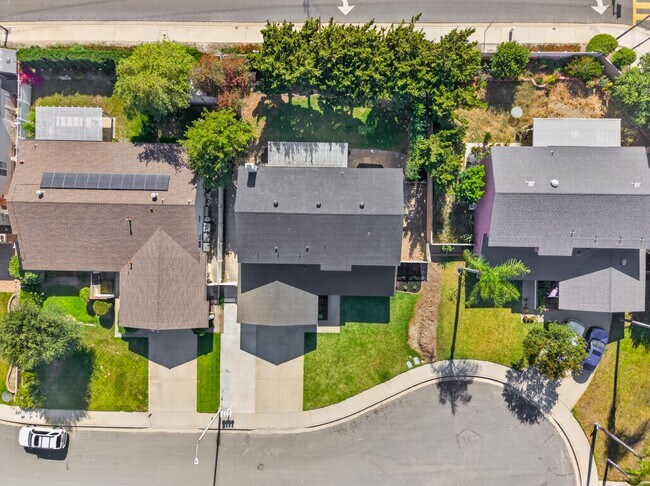 Building Photo - 13324 San Martin Pl