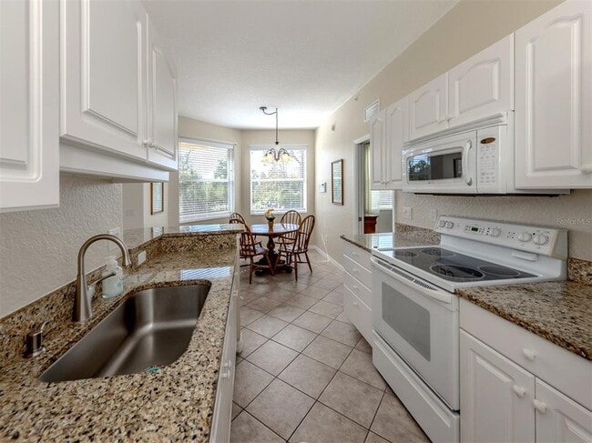 Building Photo - 4430 Corso Venetia Blvd