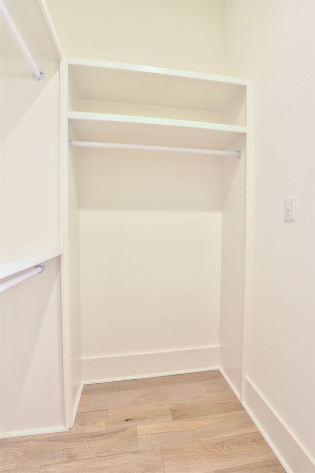 Building Photo - 4425 Grace Pk Trl