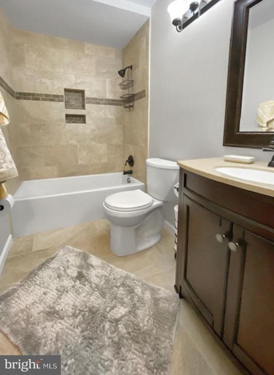 Building Photo - 8564 Springfield Oaks Dr