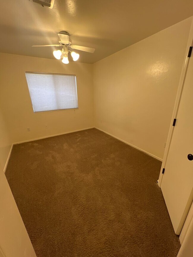 Building Photo - $500 off move in costs with move in by 5/1...