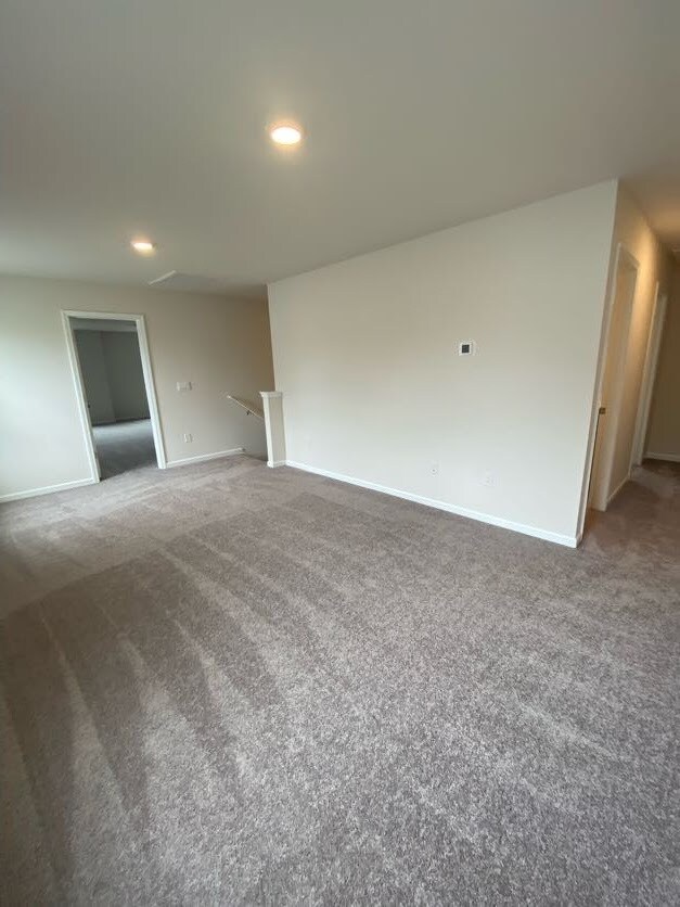 Building Photo - 1170 sennema circle