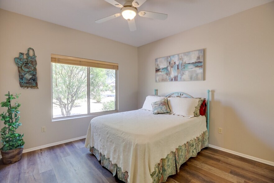 Building Photo - 15271 W Pantano Dr