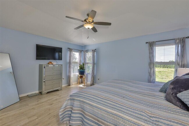 Building Photo - 7902 Carriage Pointe Dr