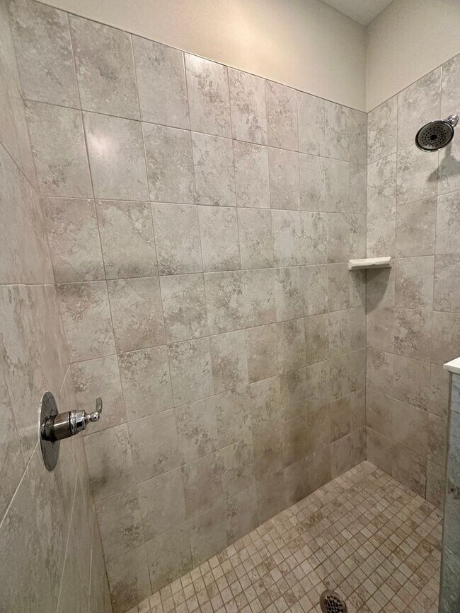 Building Photo - 624 Corrientes Cir