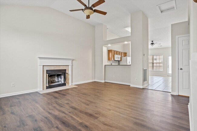 Building Photo - 3084 River Run Trail