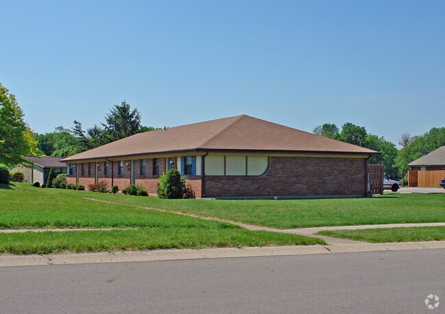 Primary Photo - 1250-1266 Governours Square Dr