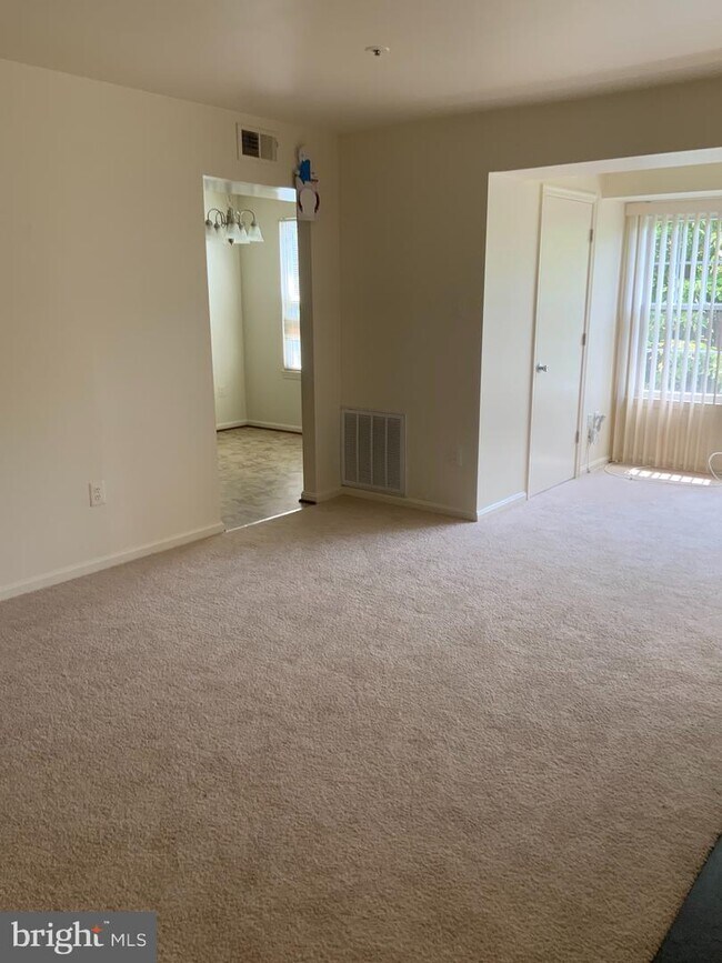 Building Photo - 14905 Cleese Ct