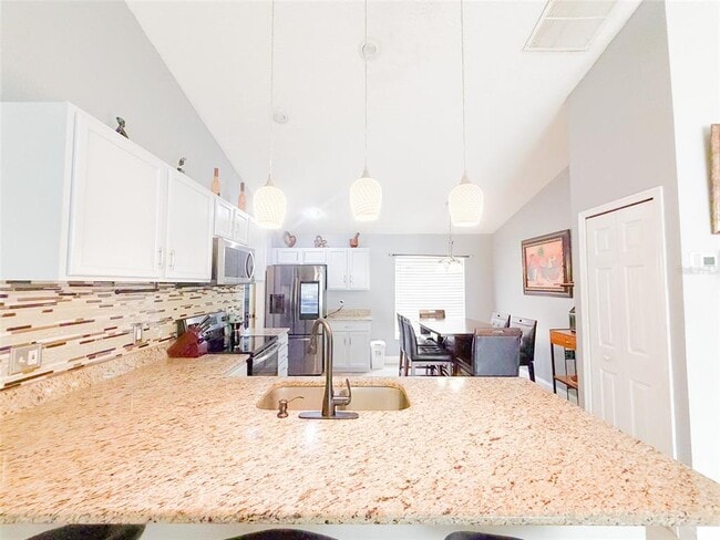 Building Photo - 503 Everest Way