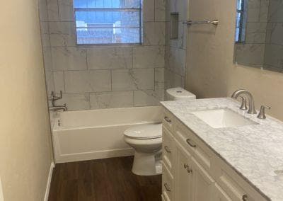 Building Photo - 5509 Shalimar Dr