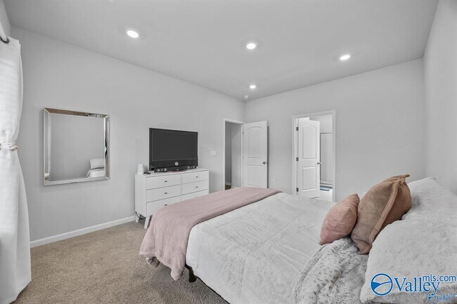 Building Photo - 13348 Golden Hay Cir