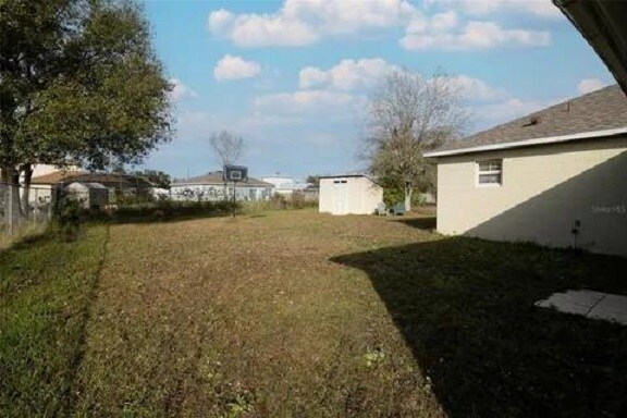 Building Photo - 610 Tamarin Ln