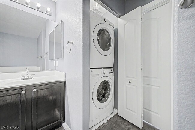 Building Photo - 1486 Arroyo Verde Dr
