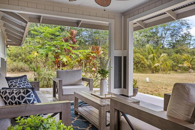 Building Photo - Move-In Ready, 3-Bedroom Fully Furnished Retreat with 3 Bathroom in Keaau Paradise!"