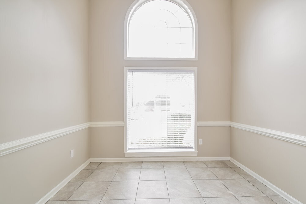 Building Photo - 9922 Lacee Ln