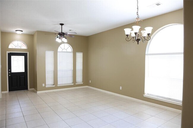 Building Photo - 3518 Stacy Park Cir