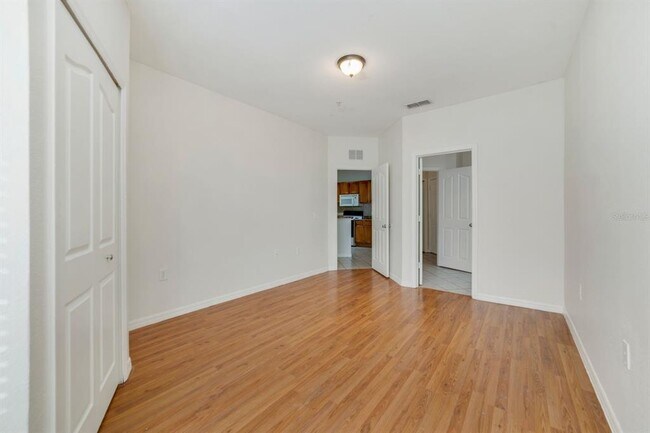 Building Photo - 6159 Metrowest Blvd