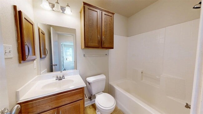 Building Photo - 4140 McFarland Dr