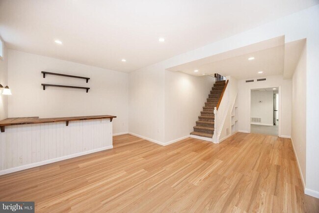 Building Photo - 1104 Tinker Hill Ln