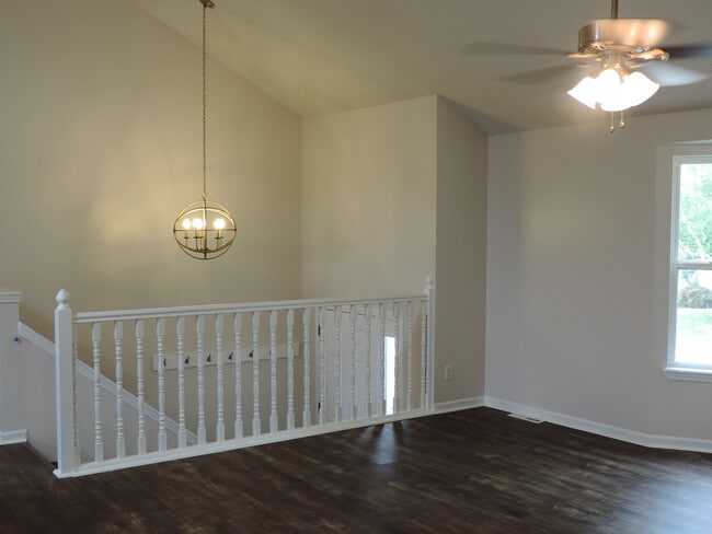 Building Photo - Nice Home in Brookside Subdivision