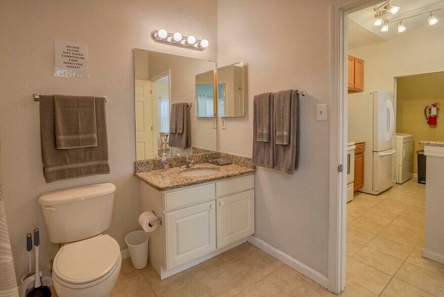 Building Photo - 10764 70th Ave