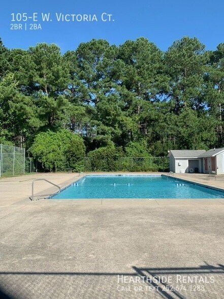 Building Photo - 105-E W Victoria Ct