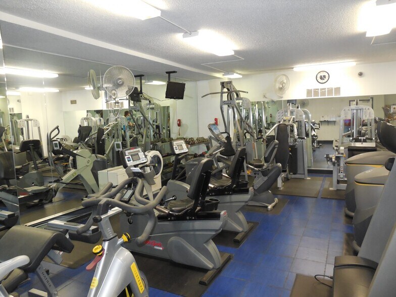 Building Photo - 10500 Rockville Pike