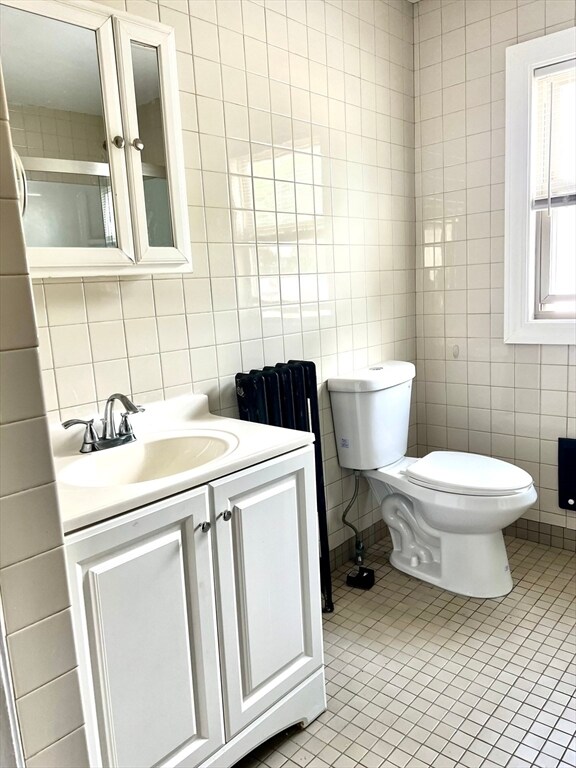 Building Photo - 801 Concord St