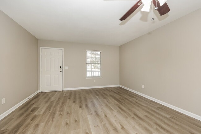 Building Photo - 141 Bill Stewart Blvd