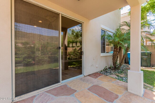 Building Photo - 204 W Mountain Sage Dr