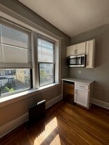 Building Photo - 1144 E Grand St
