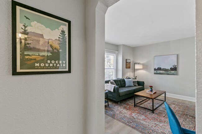 Building Photo - 1073 N Downing St