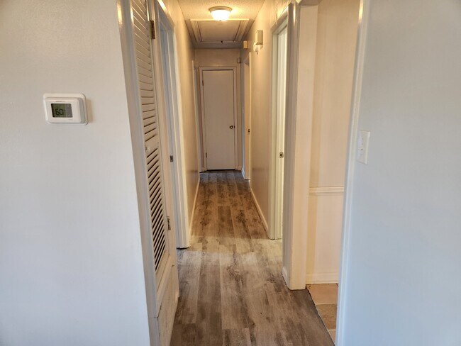 Building Photo - 2808 Nighthawk Dr