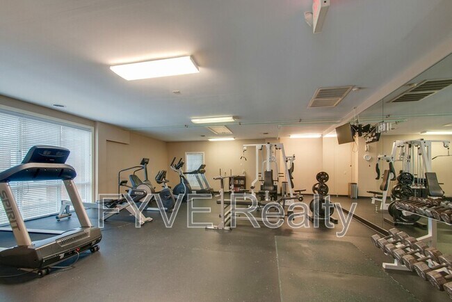 Building Photo - 6820 Hwy 70 S