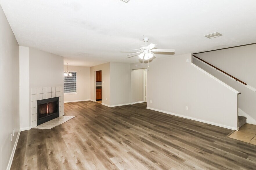 Building Photo - 6803 Hedgewick Dr