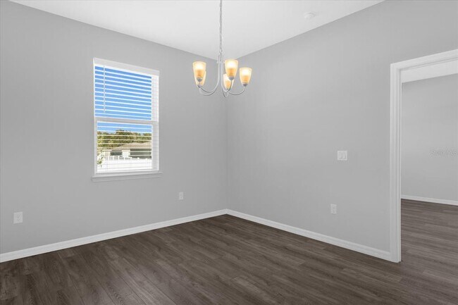 Building Photo - 3420 Curlew Ave