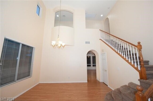 Building Photo - 11768 Del Sur Ave