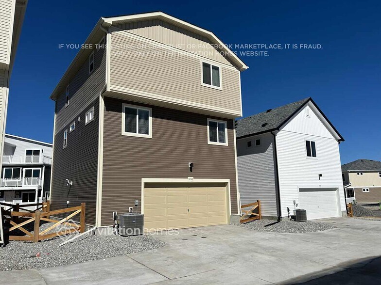 Building Photo - 9246 Oro City Loop