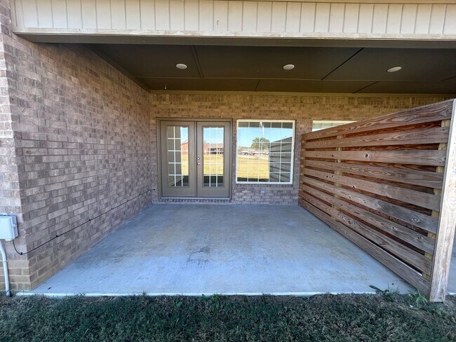 Building Photo - 4804 Antosh Cir