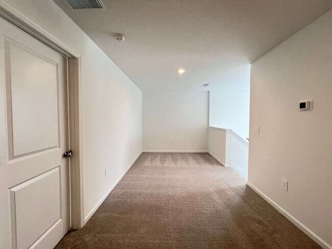 Building Photo - Perfect Home waiting for you!