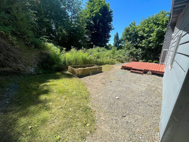 Building Photo - 10918 49th Ave S