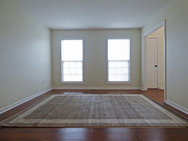 Building Photo - LOVELY HOME in Hamburg; Renovated, Garage, Many Upgrades!