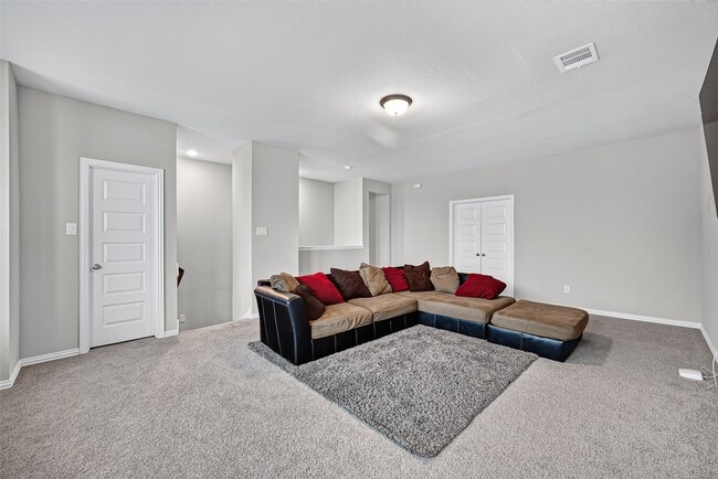 Building Photo - 6506 Tiburon Lakes Dr